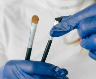 How to clean makeup brushes