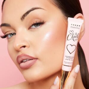 P.Louise Cheek Of It Liquid Highlighter